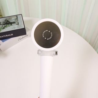 바디빔 더블클린 비타 샤워기 — 5점을 준 리뷰어가 2021년 8월 올린 사용 사진