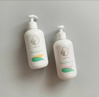 mom e 맘이 내추럴 베이비 케어 샴푸앤바스+로션 — 4점을 준 리뷰어가 2021년 1월 올린 사용 사진
