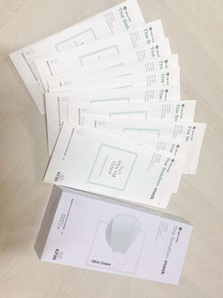 [이지아 마스크] 애니가드 더솔루션마스크 KF80 대형 컬러 4종 — 5점을 준 리뷰어가 2021년 6월 올린 사용 사진