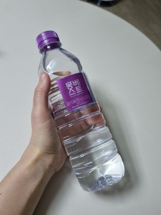 몽베스트 [MONTBEST]위드어스 500mL 20병 — 5점을 준 리뷰어가 2024년 2월 올린 사용 사진