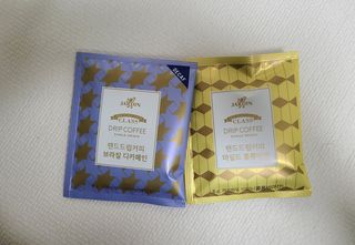 (주)쟈뎅 쟈뎅 클래스 핸드 드립 커피 10P 2종_디카페인 1종+랜덤 플레이버 1종 — 4.5점을 준 리뷰어가 2021년 4월 올린 사용 사진