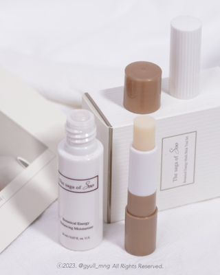 더사가오브수 [사가수] 효혜윤 보태니컬 에너지 에센스인로션 20ml /아이포올 스틱 3g — 5점을 준 리뷰어가 2023년 2월 올린 사용 사진