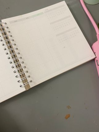 리훈 여러분의 오늘을 채워나갈 수 있도록 도와줄 오늘공부 1년용 스터디플래너 — 5점을 준 리뷰어가 2021년 4월 올린 사용 사진
