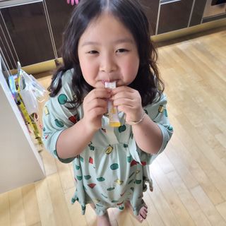 [이뮤니티플러스]우리아이 면역오키, 건강오키 _ 키즈오키 어린이홍삼 10포 1box — 5점을 준 리뷰어가 2022년 2월 올린 사용 사진