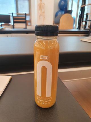 BLENDY'S 핑크 스무디+블론디 스무디 — 4점을 준 리뷰어가 2021년 9월 올린 사용 사진