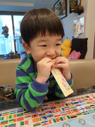 다나음 셀렌에 빠진 아연면역젤리 열대과일맛+사과맛 — 5점을 준 리뷰어가 2021년 2월 올린 사용 사진