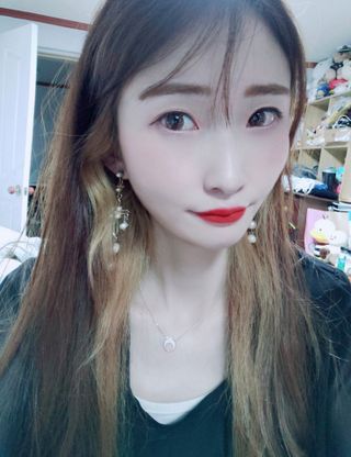 렌시스 LENSSIS [ 렌시스 ] 발색 짱짱 , 유니크한 색감 ＃코지시리즈  1개월용 ｜ 2컬러 중 택1 ｜ — 5점을 준 리뷰어가 2021년 6월 올린 사용 사진
