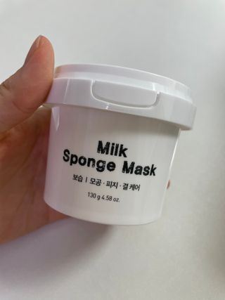 리더스코스메틱 리더스 밀크 스폰지 마스크 — 5점을 준 리뷰어가 2022년 7월 올린 사용 사진