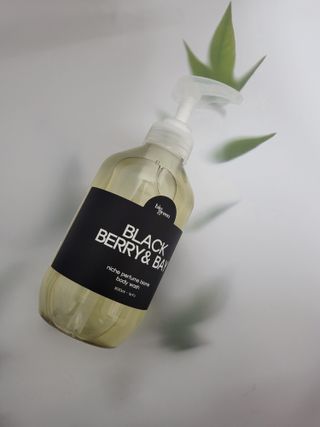 빅그린 니치 퍼퓸 바이옴바디워시 500ml(상탈, 블랙베리&베이, 블랑쉐 3종 중 택1) — 5점을 준 리뷰어가 2022년 7월 올린 사용 사진