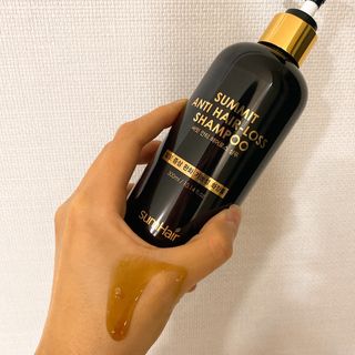썸헤어 / SUMHAIR 썸헤어  써밋 안티 헤어로스 샴푸+트리트먼트 — 5점을 준 리뷰어가 2021년 5월 올린 사용 사진