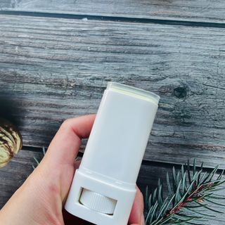 아이레시피 라이트터치 선스틱 15g (SPF50+, PA++++) — 5점을 준 리뷰어가 2023년 2월 올린 사용 사진