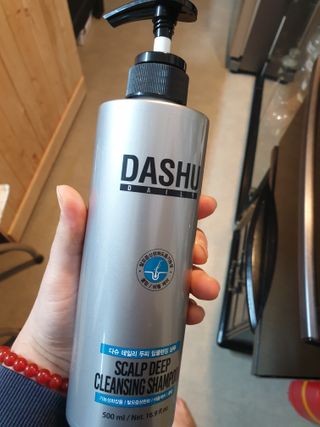 다슈코리아 다슈 데일리 두피 딥 클렌징 샴푸 500ml — 5점을 준 리뷰어가 2021년 1월 올린 사용 사진