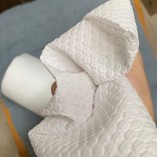 부직포나라 중금속유해물질ZERO 뜯어쓰는 주방 일회용수세미 60매 2매 — 3점을 준 리뷰어가 2022년 12월 올린 사용 사진