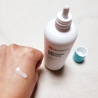 리더스코스메틱 리더스 카밍 바이오틱스 에센스 워터 — 5점을 준 리뷰어가 2021년 1월 올린 사용 사진