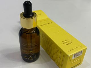 스킨큐어 산다화 비타민c 화이트닝 에센스 30ml — 5점을 준 리뷰어가 2023년 10월 올린 사용 사진