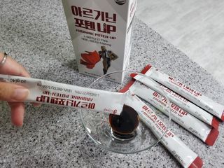 자연에온 고함량 아르기닌 포텐 UP 5555mg 20g x 15포 — 5점을 준 리뷰어가 2021년 9월 올린 사용 사진