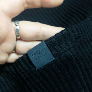 프런투라인 비마이 봄버 포켓 크롭 가디건 — 5점을 준 리뷰어가 2022년 3월 올린 사용 사진