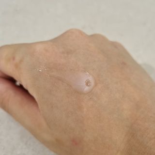 나우 [리브엠] 123억개 엑소좀으로 채운 눈부신 광채, 엑소코어 화이트닝 텐션 앰플 — 5점을 준 리뷰어가 2023년 8월 올린 사용 사진