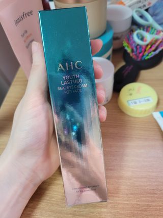 [NEW 탄력유턴 아이크림] AHC 유스 래스팅 리얼 아이크림 포 페이스 — 5점을 준 리뷰어가 2021년 3월 올린 사용 사진