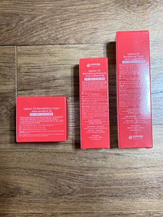 아이앤립 / EYENLIP 아이앤립 연어오일 리바이탈라이징 토너+앰플+크림 3종 세트 — 4.5점을 준 리뷰어가 2021년 6월 올린 사용 사진