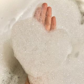 버블데이 배쓰밤 거품입욕제 버블바 6종 — 5점을 준 리뷰어가 2021년 8월 올린 사용 사진