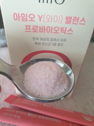 아임오 Y와이 밸런스 프로바이오틱스 30포 — 5점을 준 리뷰어가 2021년 9월 올린 사용 사진