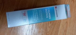 리더스코스메틱 리더스 카밍 바이오틱스 선 에센스 SPF 50+ PA++++ — 5점을 준 리뷰어가 2022년 5월 올린 사용 사진
