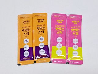페페로니 맛있는 스틱 - 무항생제 닭고기 15개 + 알래스카 연어 15개 — 5점을 준 리뷰어가 2021년 8월 올린 사용 사진
