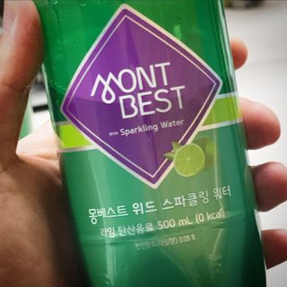 몽베스트 Montbest with Sparkling water Lime20병 — 5점을 준 리뷰어가 2021년 10월 올린 사용 사진