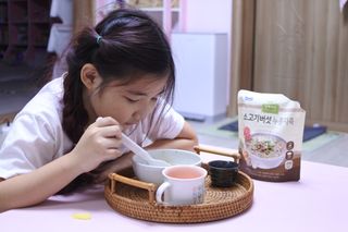 상하키친 소고기버섯 누룽지죽 / 들깨닭고기 누룽지죽 — 5점을 준 리뷰어가 2021년 10월 올린 사용 사진