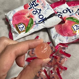 청포도캔디 복숭아캔디 — 5점을 준 리뷰어가 2022년 11월 올린 사용 사진