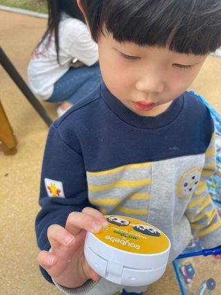 소이베베X신비아파트 모이스쳐 선팩트 SPF50+ PA+++ — 5점을 준 리뷰어가 2023년 4월 올린 사용 사진
