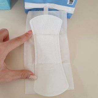 블루블루 유기농 순면 커버 생리대 — 5점을 준 리뷰어가 2021년 1월 올린 사용 사진