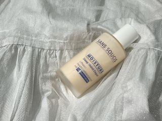 산수시 데포 세럼 수분 물광 비타민 에센스 50ml 기초화장품 — 5점을 준 리뷰어가 2021년 6월 올린 사용 사진