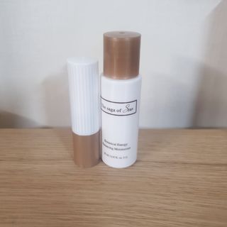 더사가오브수 [사가수] 효혜윤 보태니컬 에너지 에센스인로션 20ml /아이포올 스틱 3g — 5점을 준 리뷰어가 2023년 2월 올린 사용 사진