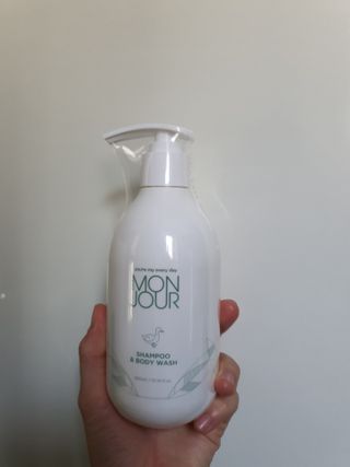 토박스코리아 몽쥬르 유아 샴푸앤워시 300ml — 5점을 준 리뷰어가 2021년 5월 올린 사용 사진