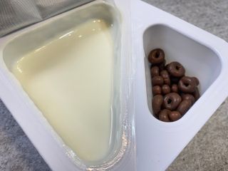 매일바이오 토핑요거트 — 4.5점을 준 리뷰어가 2021년 5월 올린 사용 사진