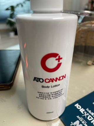 아토캐논(ATO CANNON) 아토캐논 고보습 바디로션 200ml — 5점을 준 리뷰어가 2023년 1월 올린 사용 사진