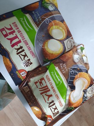 [풀무원] 치즈볼 2종-돈까스치즈볼, 감자치즈볼 — 5점을 준 리뷰어가 2021년 4월 올린 사용 사진