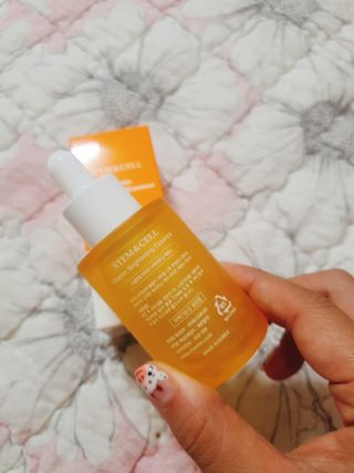 체르엠 스템앤셀 비타민 브라이트닝 에센스 30ml 1개 — 5점을 준 리뷰어가 2021년 10월 올린 사용 사진