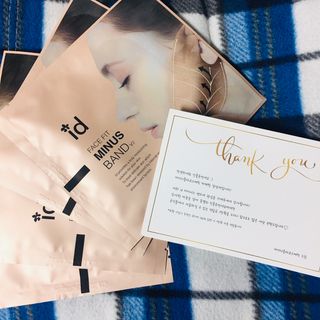 아이디플라코스메틱 아이디 페이스핏 마이너스 밴드 v2 — 4.5점을 준 리뷰어가 2021년 6월 올린 사용 사진