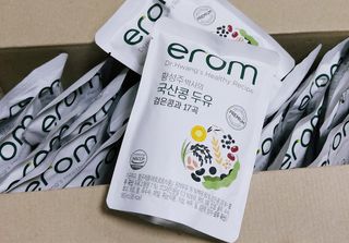 이롬 황성주 박사의 국산콩 두유 검은콩과 17곡 프리미엄 — 5점을 준 리뷰어가 2021년 5월 올린 사용 사진