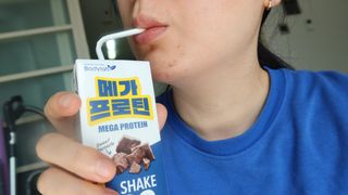 바디랩 프로틴음료 단백질쉐이크 메가프로틴 — 5점을 준 리뷰어가 2022년 4월 올린 사용 사진