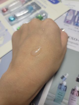 나우 [리브엠] 123억개 엑소좀으로 채운 눈부신 광채, 엑소코어 화이트닝 텐션 앰플 — 4점을 준 리뷰어가 2023년 9월 올린 사용 사진