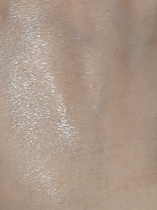스킨큐어 산다화 비타민c 화이트닝 에센스 30ml — 5점을 준 리뷰어가 2023년 7월 올린 사용 사진