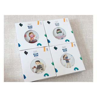 [블루 본 아이노우] 유아용 컬러마스크 40 PCS SET 2중 택 1 — 4점을 준 리뷰어가 2021년 4월 올린 사용 사진