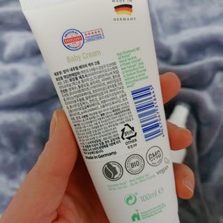 mom e 맘이 내추럴 베이비 케어 크림+바디오일 — 4점을 준 리뷰어가 2021년 1월 올린 사용 사진