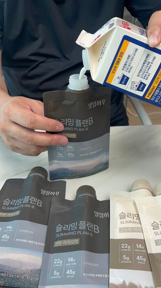 일일하우 슬리밍 플랜B 고소한 귀리맛, 진한 카카오맛 (체중조절식) — 5점을 준 리뷰어가 2023년 8월 올린 사용 사진