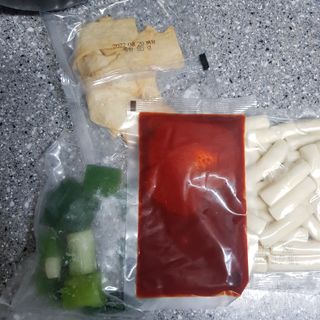 응큼떡볶이 — 5점을 준 리뷰어가 2021년 3월 올린 사용 사진