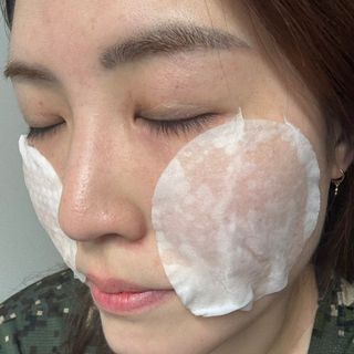 웰더마 프리미엄 콜라겐 하이드로 토너 패드 60매/1개 — 5점을 준 리뷰어가 2025년 7월 올린 사용 사진